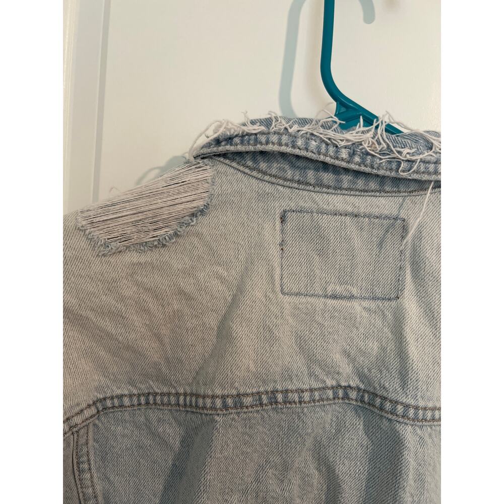 American Eagle Heavily Distressed Denim Jacket – Size Small - Picture 8 of 8